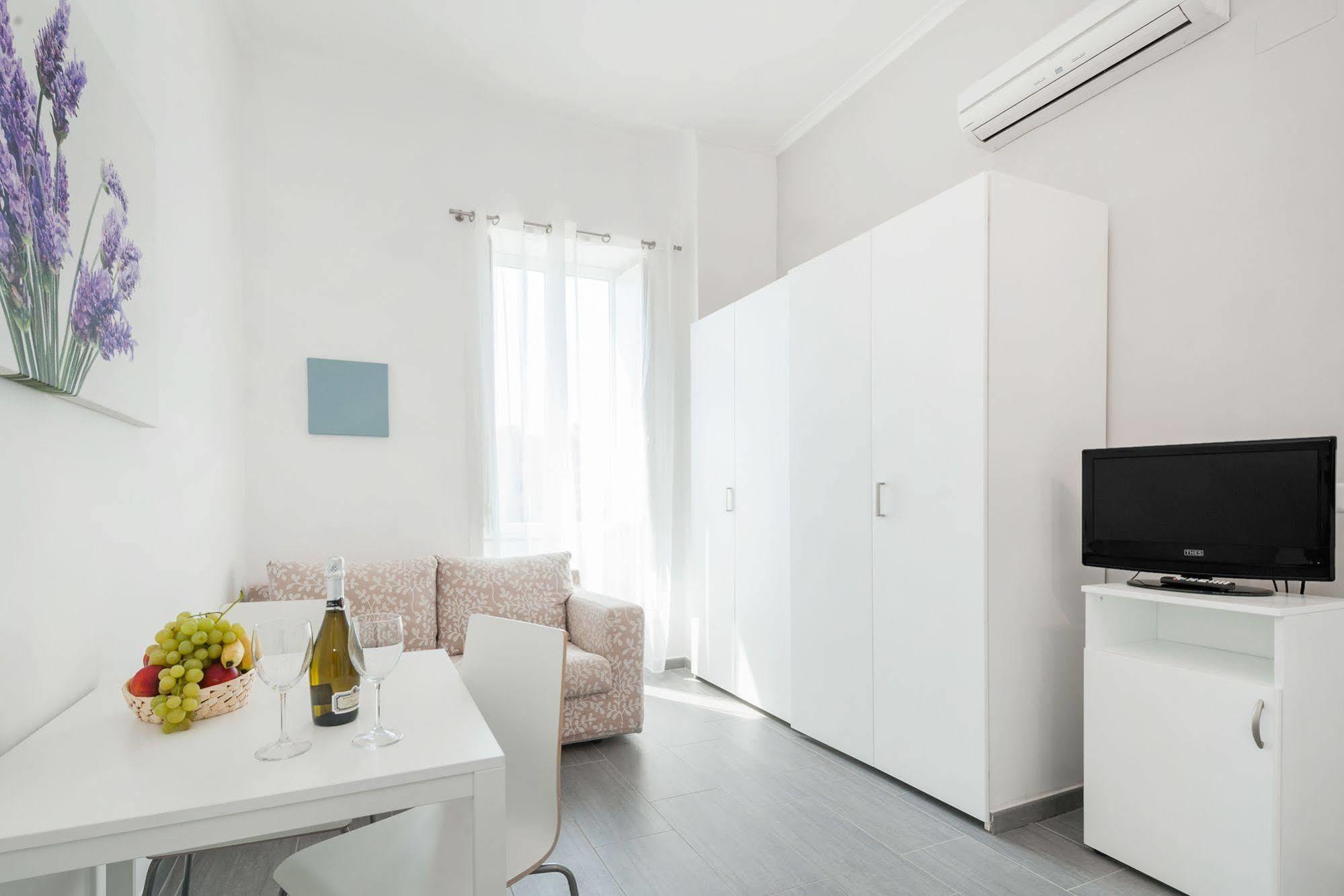 Residenza Maxima Aparthotel Rome Buitenkant foto
